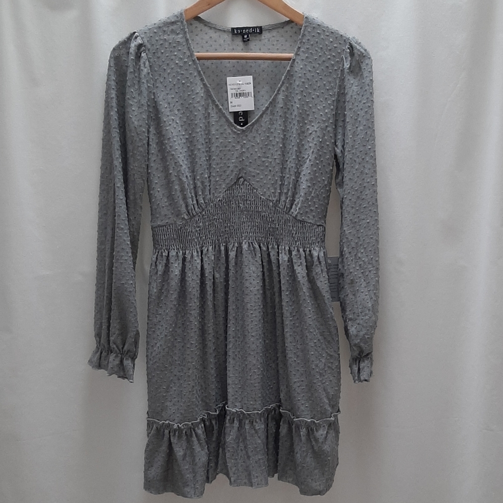 NWT Kenedik gray w/ Swiss dots shift dress, M Made In The USA